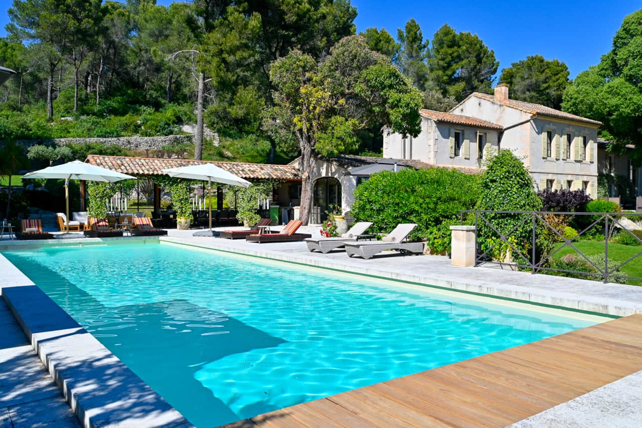 Private pool and terrace — Bastide de Laudun, 3 bedrooms for 6 guests