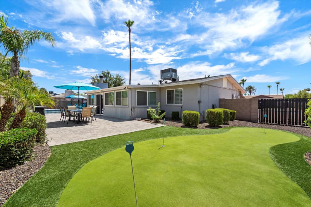 Putting Green and Patio at the Turquoise House South