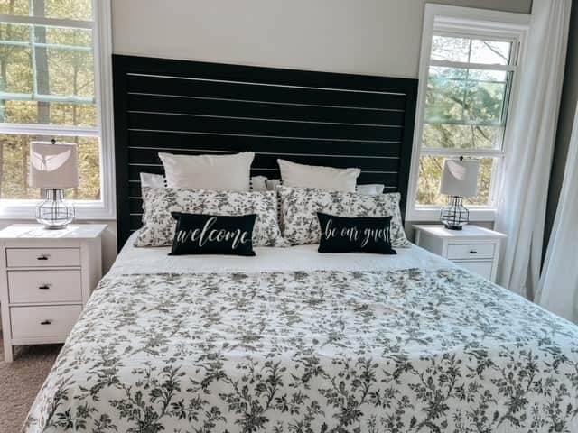 Master Bedroom -Welcome/Be Our Guest!