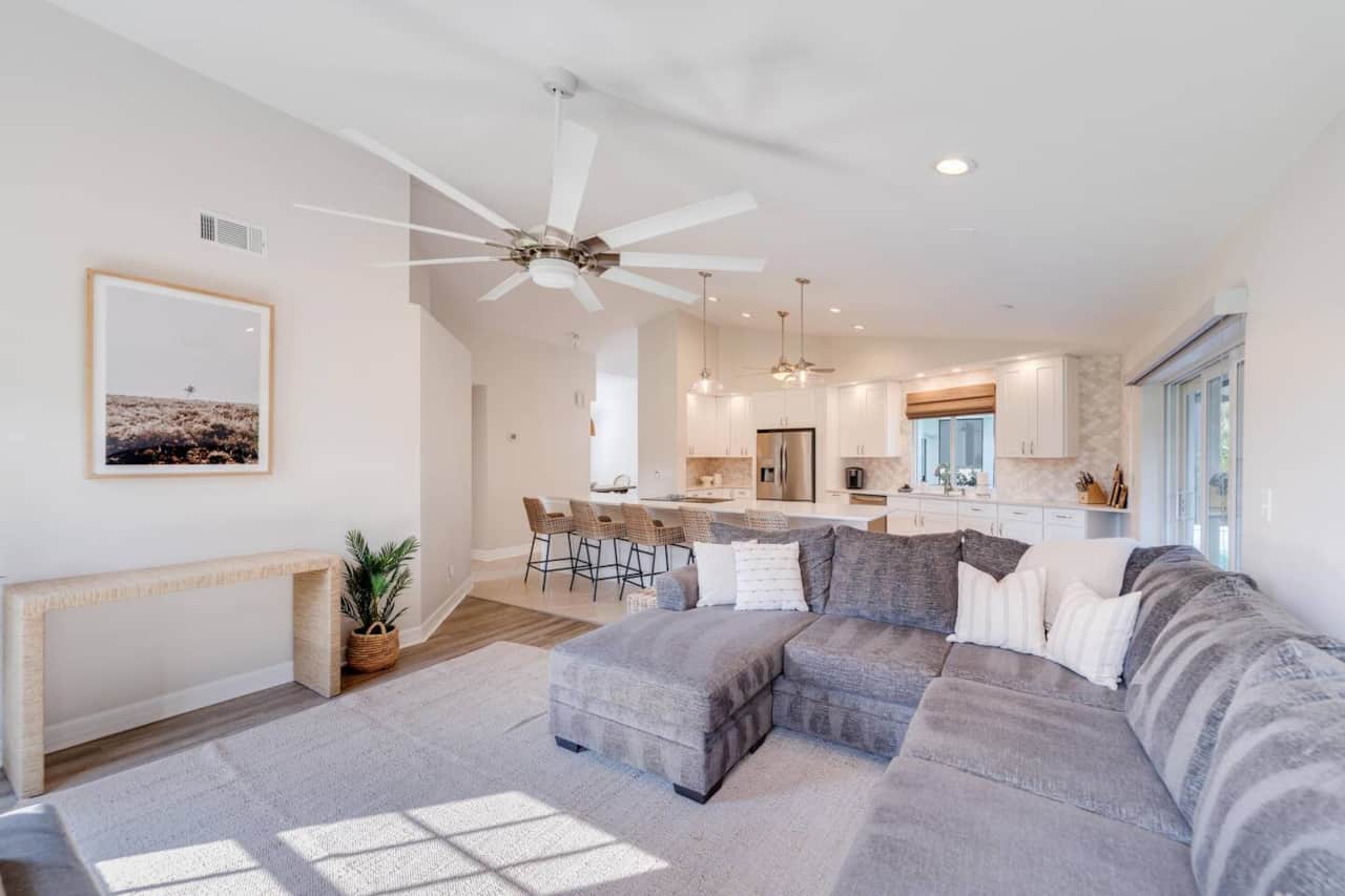 Living room 1