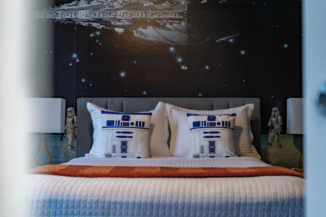 Star Wars Bedroom Second Floor (Queen)