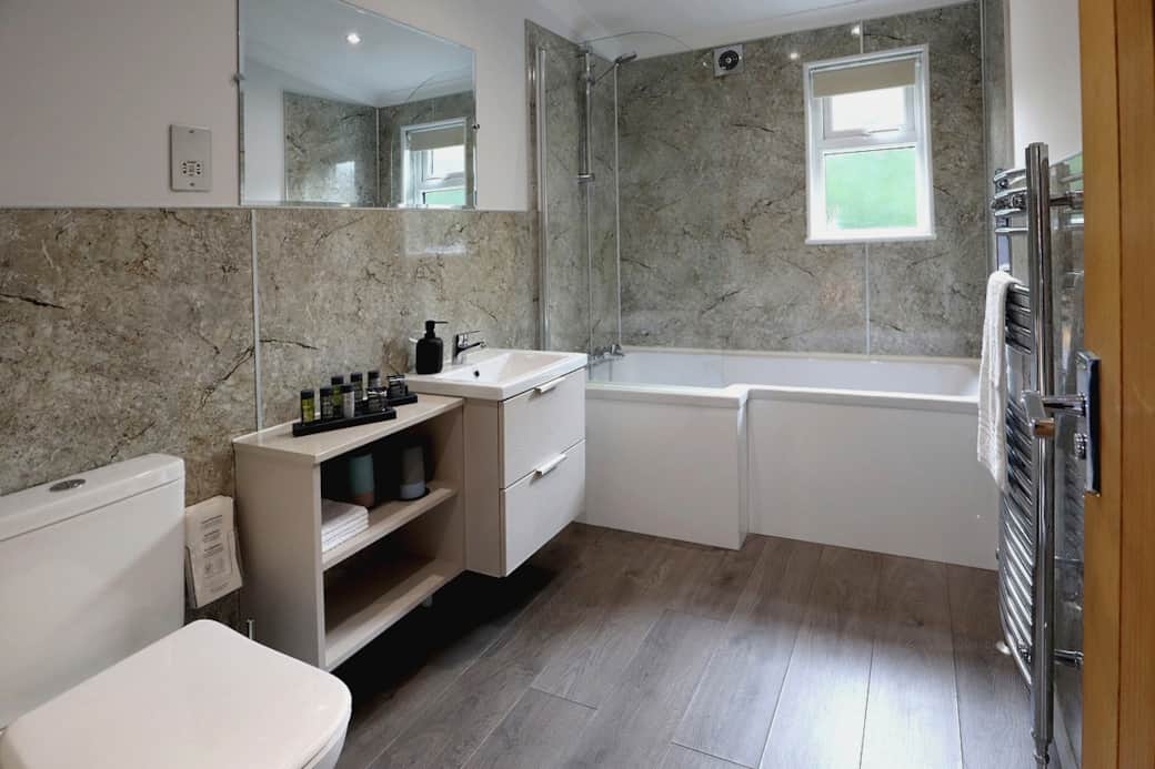 Bañera con ducha