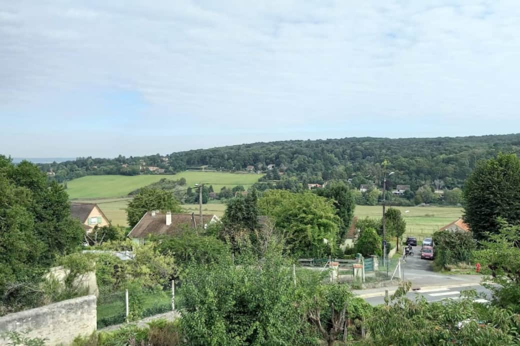 Vue panoramique sur la vallée
