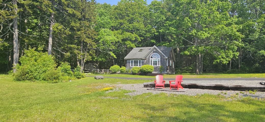 Ext LS with chairs + Buttercups crop Ext LS with chairs + Buttercups crop