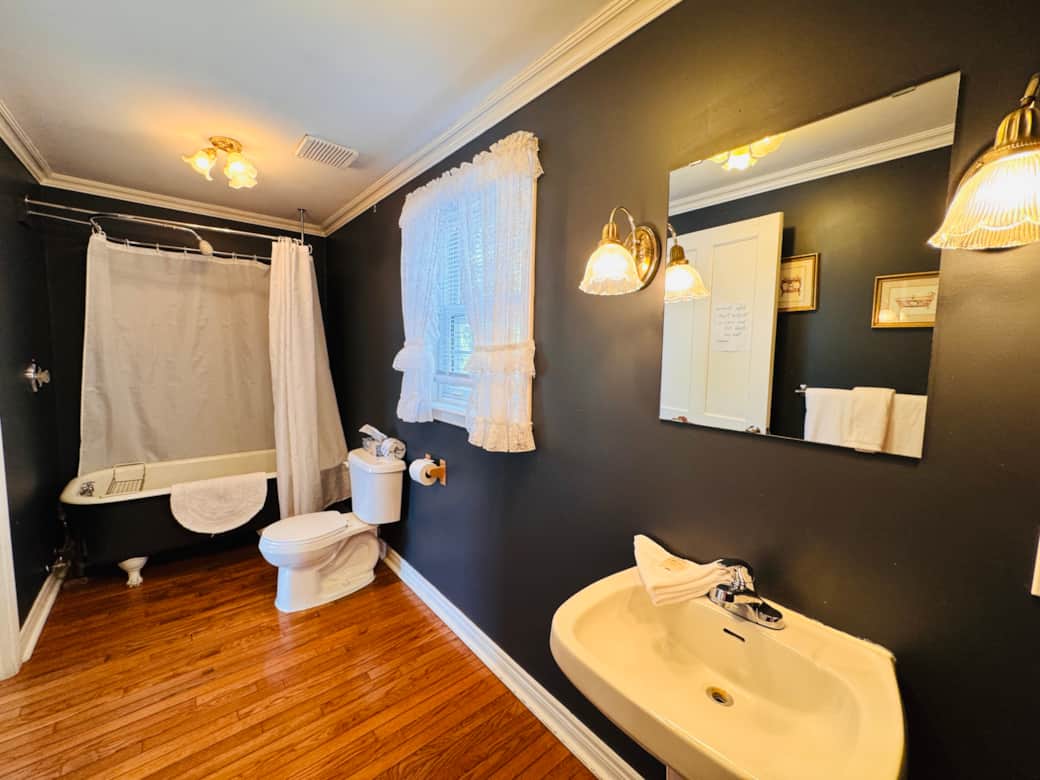 Grey Room Bathroom