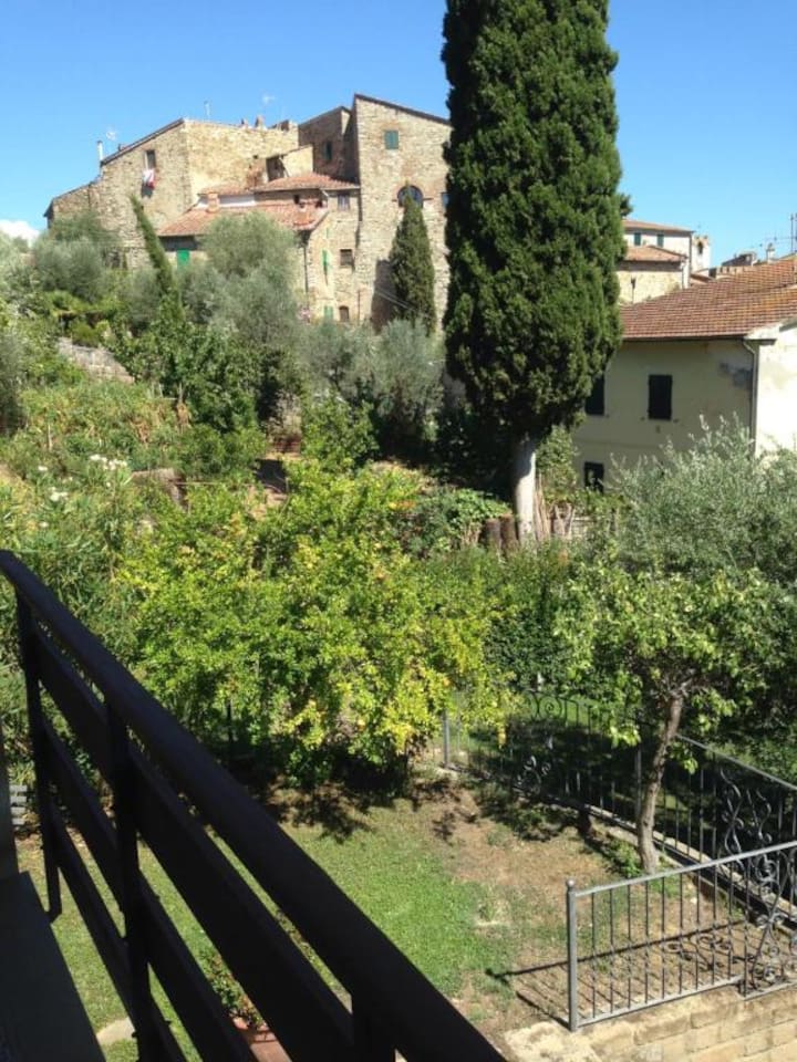 Vista del Borgo di Suvereto