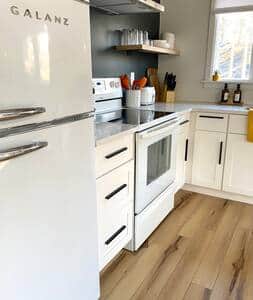 We love vintage/retro appliances! This one may be new but it’s the look that counts right!?