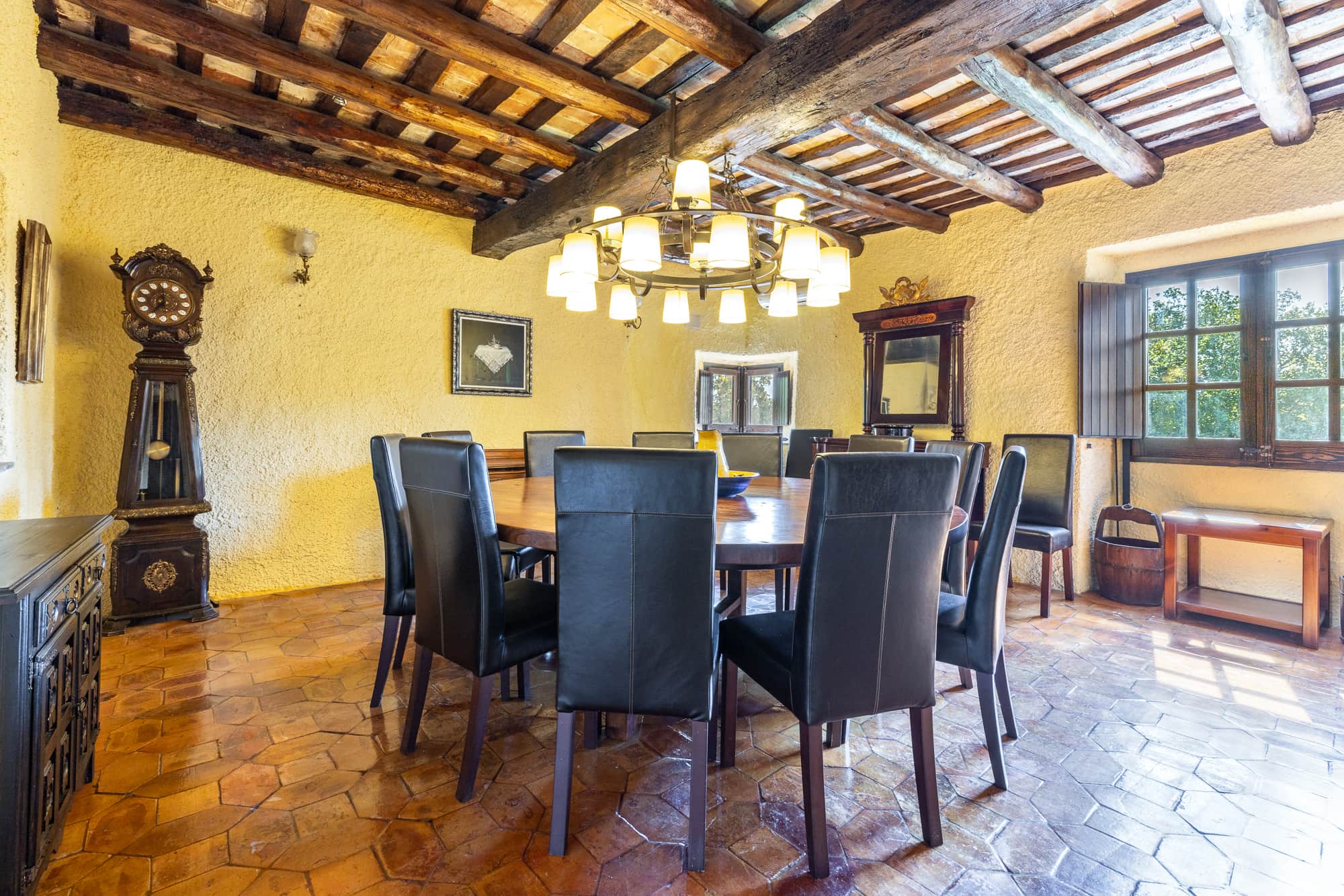 Comedor de mesa redonda