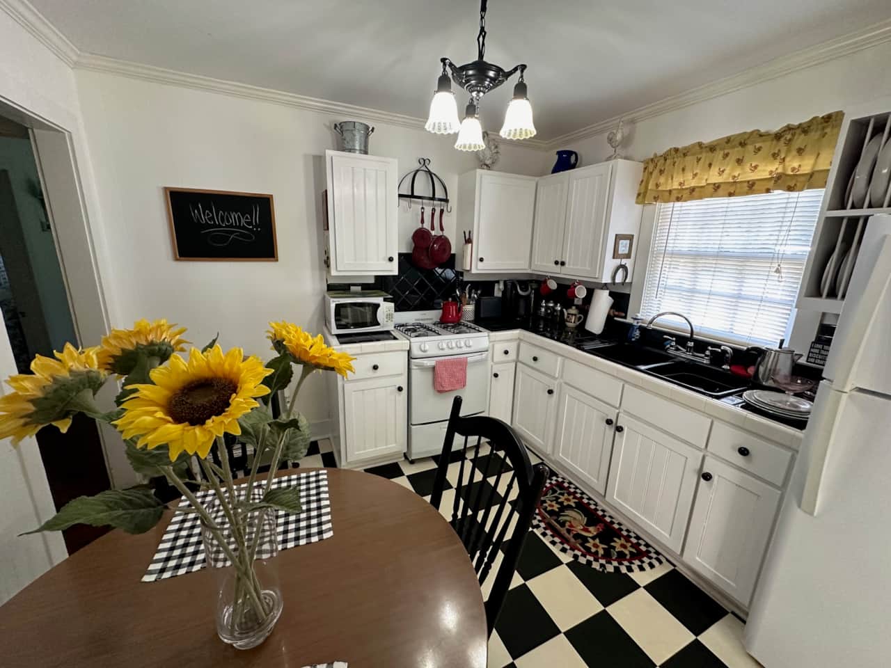 Full Kitchen