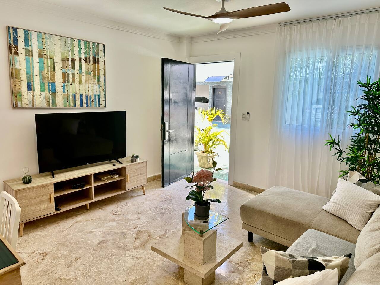 4 BR House short walk from the beach - Los Corales photo 4