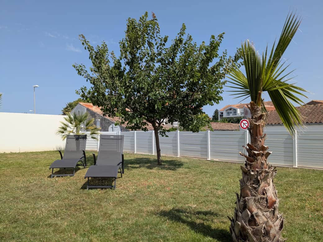 PXL 20250809 102044300