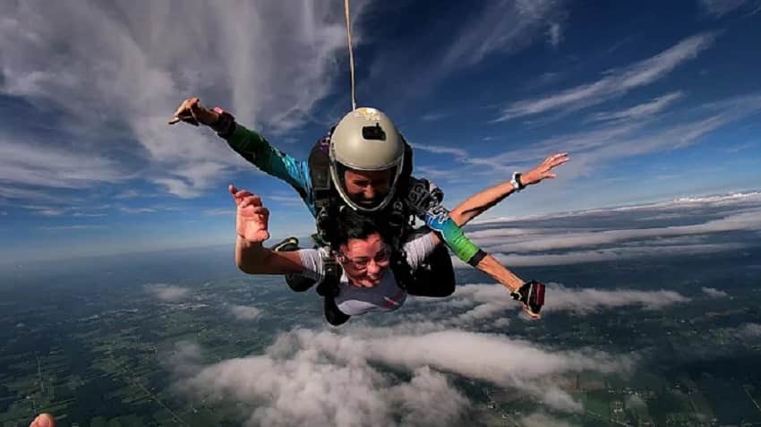 Cleveland Skydiving 3 miles Away!.JPG