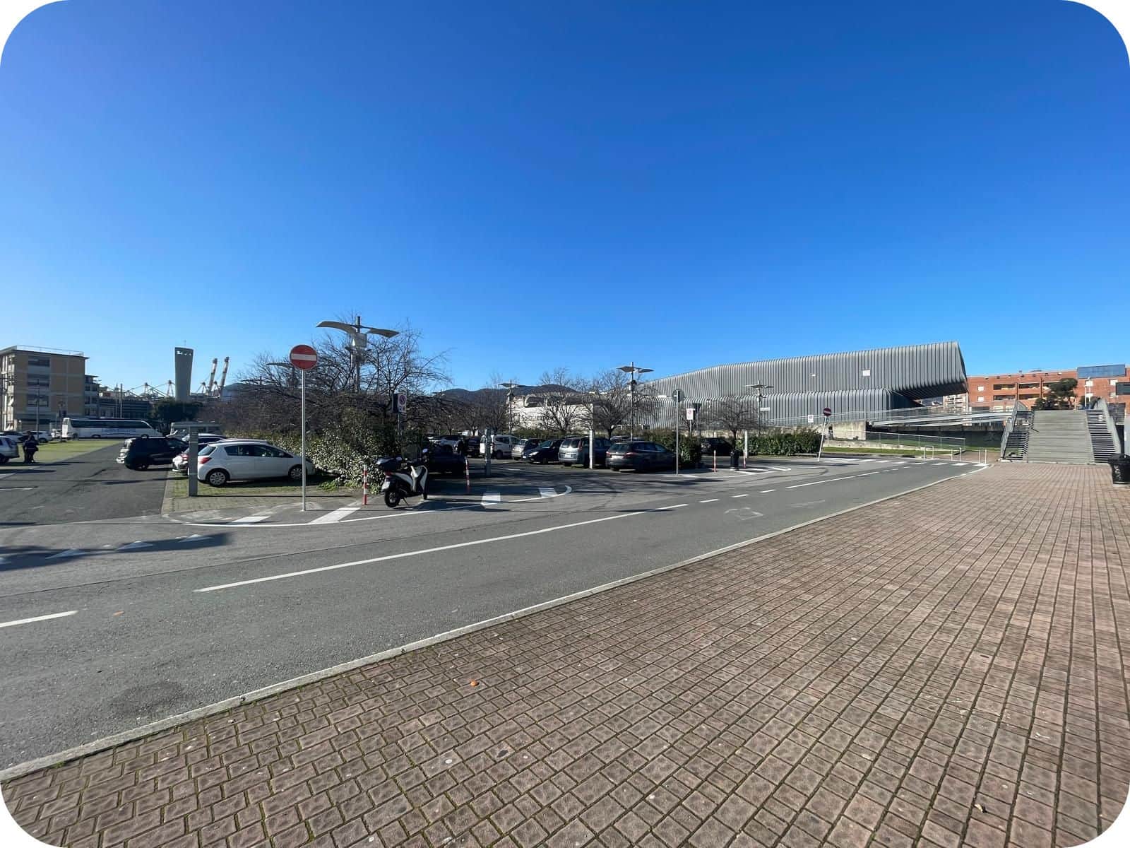 piazza-pozzoli-free-parking-la-spezia
