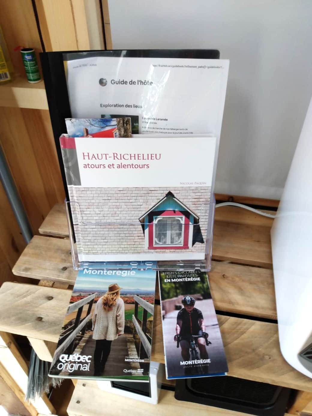 Guide et livre d'activités dans l'hébergement Guide et livre d'activités dans l'hébergement