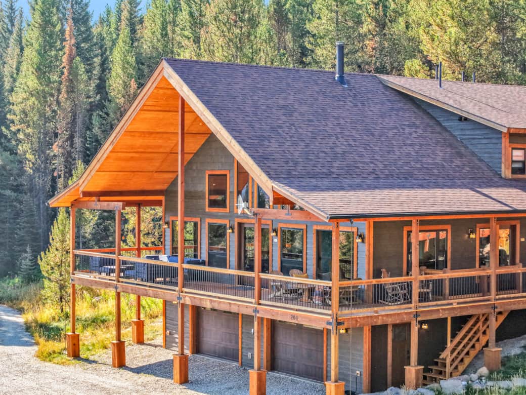 Wrap around covered decks Wrap around covered decks