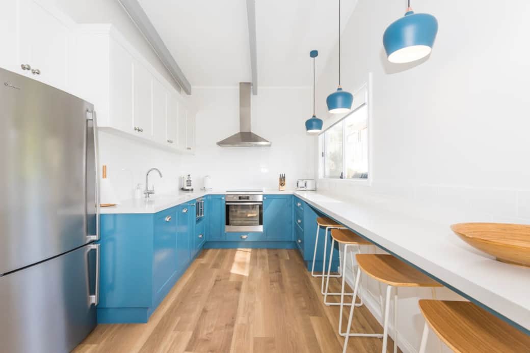 Kitchen (Upper level)