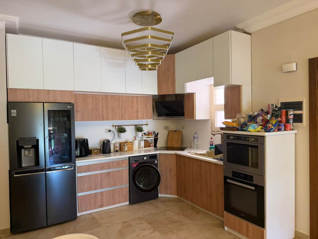 Kitchen fully equipped Kitchen fully equipped