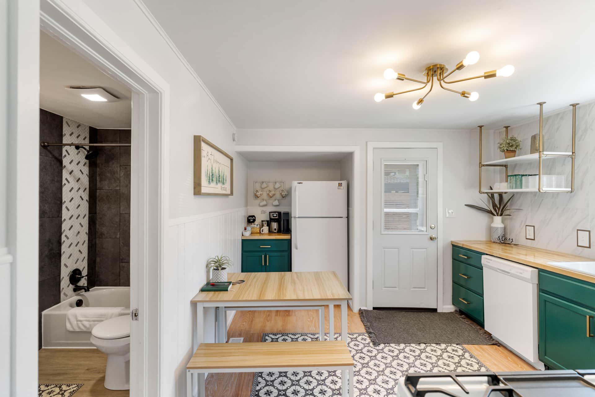 Emerald City Bungalow hallway
