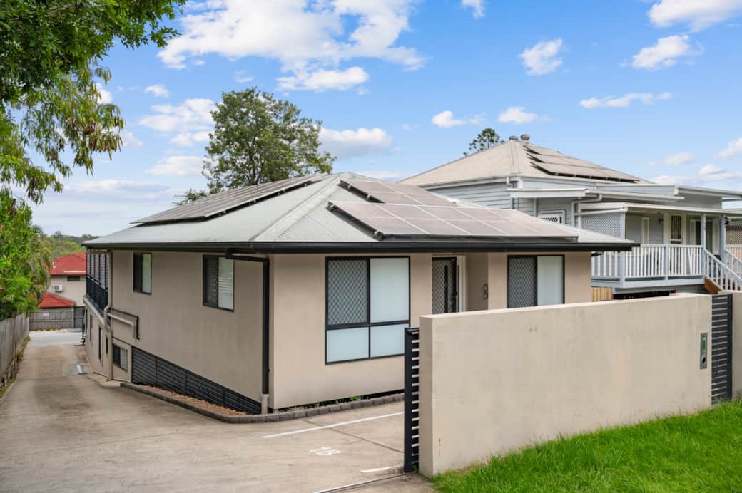 Exterior: Well-kept and neat exterior with easy property access