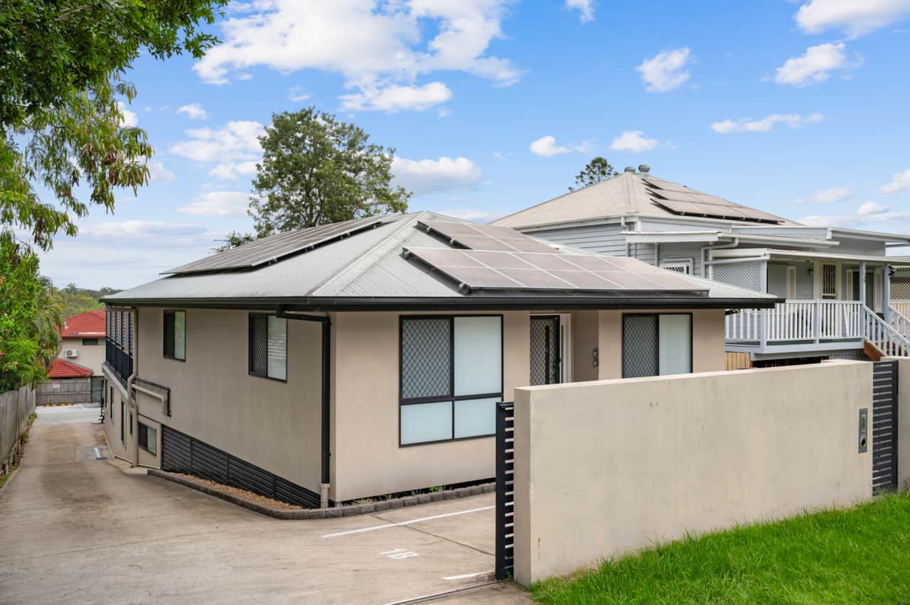 Exterior: Well-kept and neat exterior with easy property access