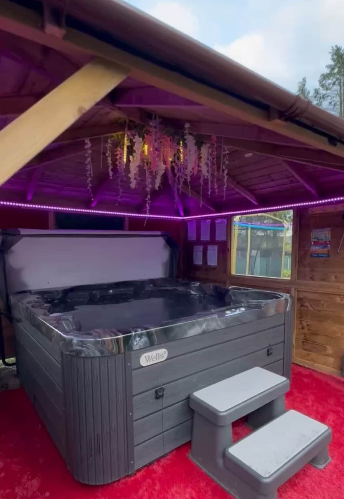 Hot tub