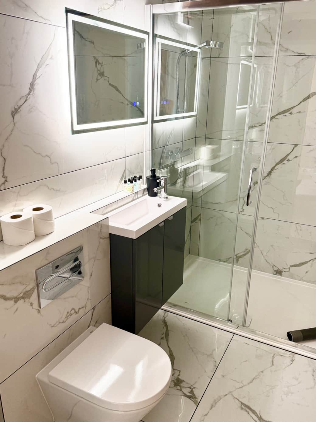 Main Bathroom