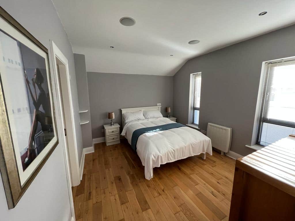 Bedroom Bedroom