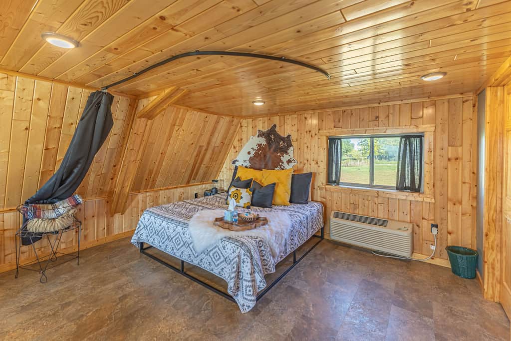 King Bed