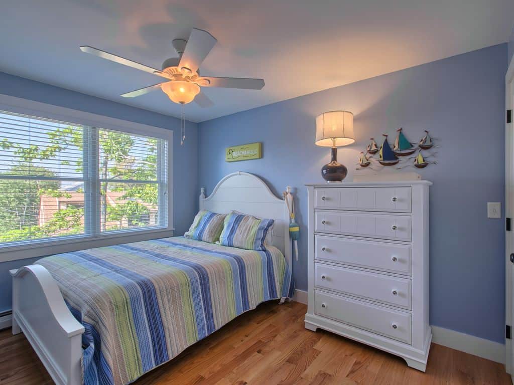 Bedroom #3 with Queen Bed