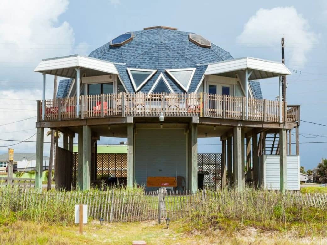 This home is the perfect setting for an unforgettable beach vacation.