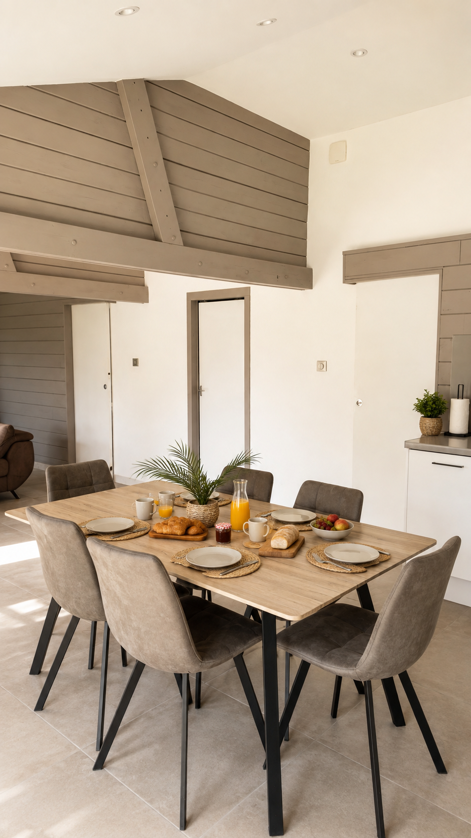 Grande table à manger