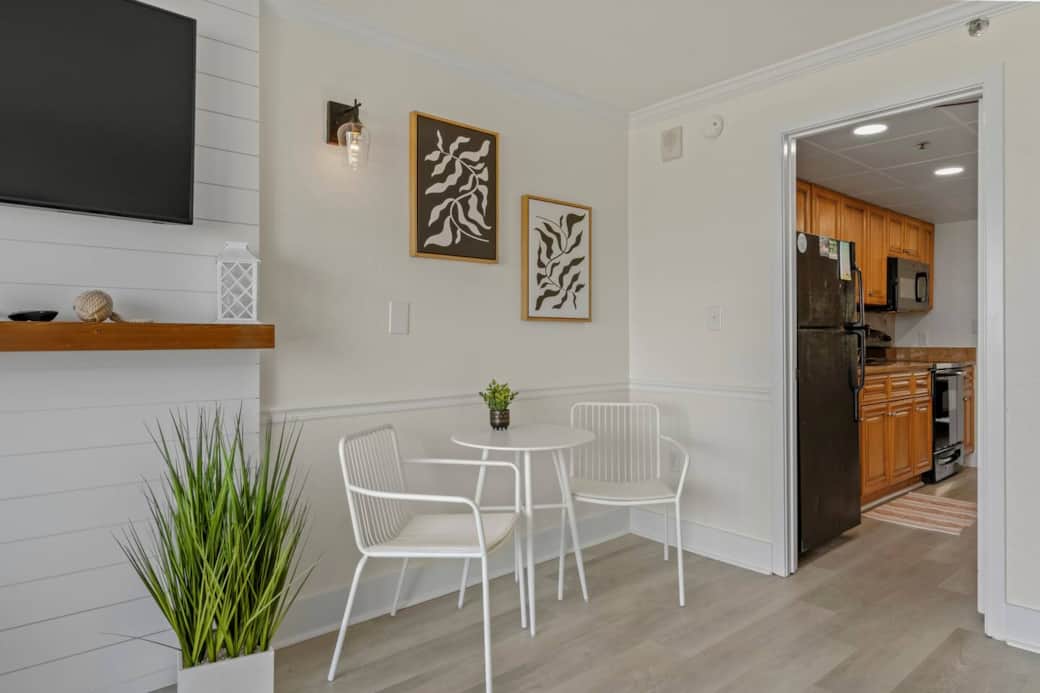 Additional Seating Area