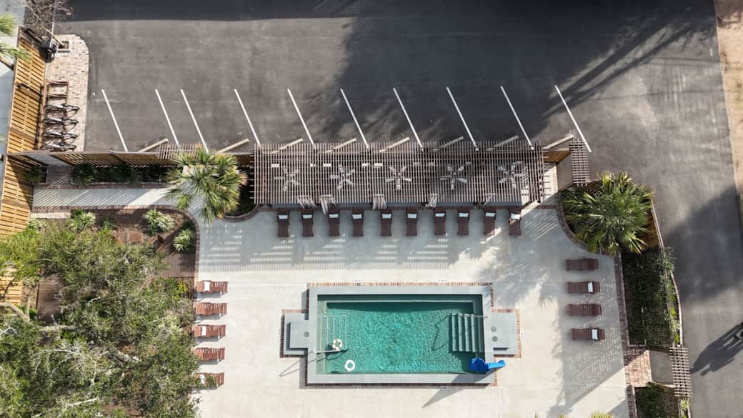 7A7E4993 312D 411F 8F8B CA3E2E3D79E5