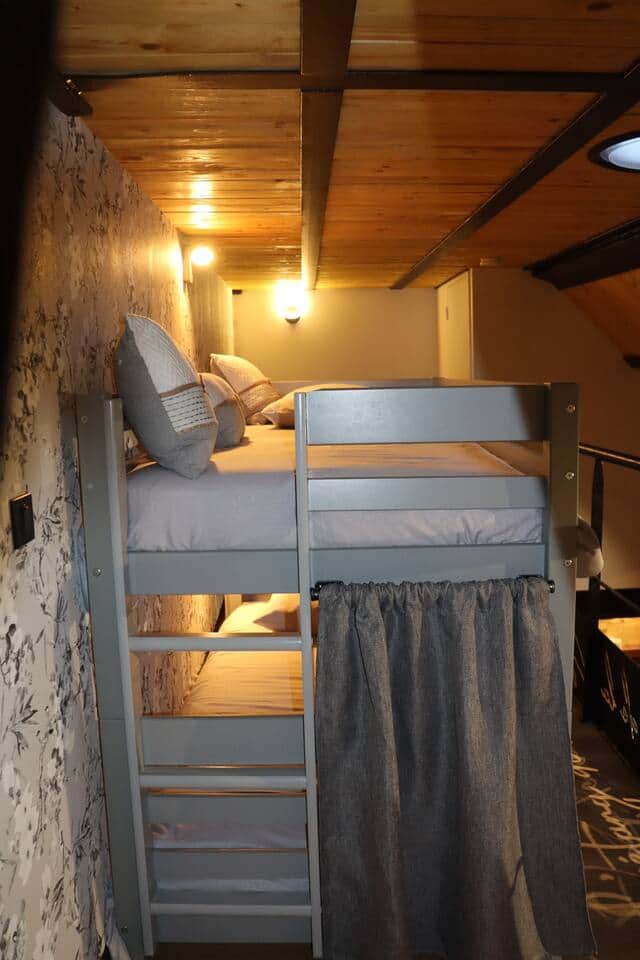 E863a4ab 7b9c 4c18 9664 69c393ac82e1