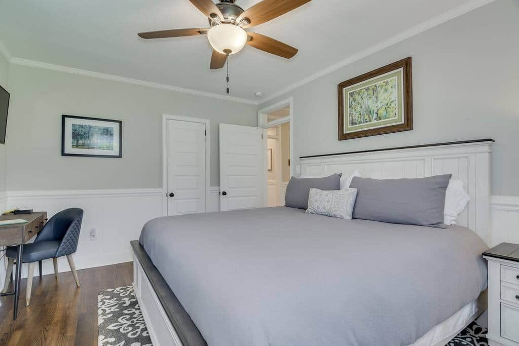 Guest Room #1 (King)