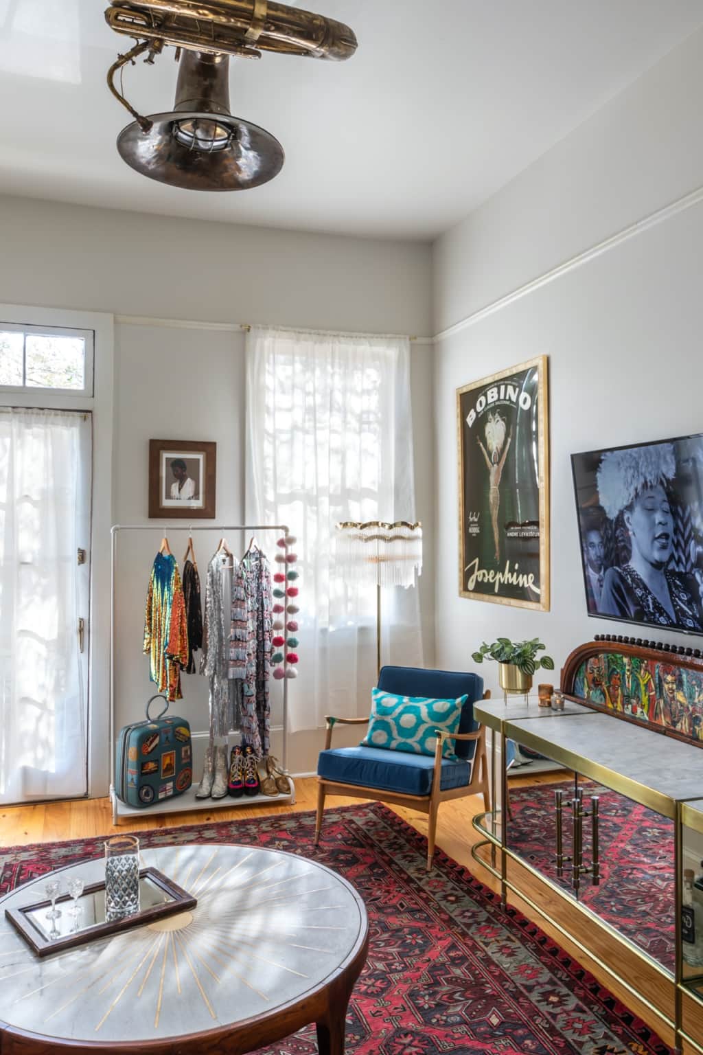 Luxury Rental New Orleans - Jazz - Living Room 2