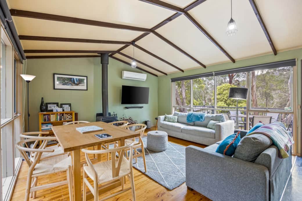 Stylish and Peaceful Living Stylish and Peaceful Living