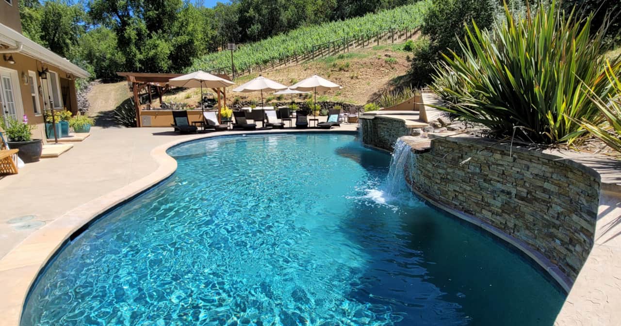 Your own Healdsburg resort, just 8 minutes to the Plaza