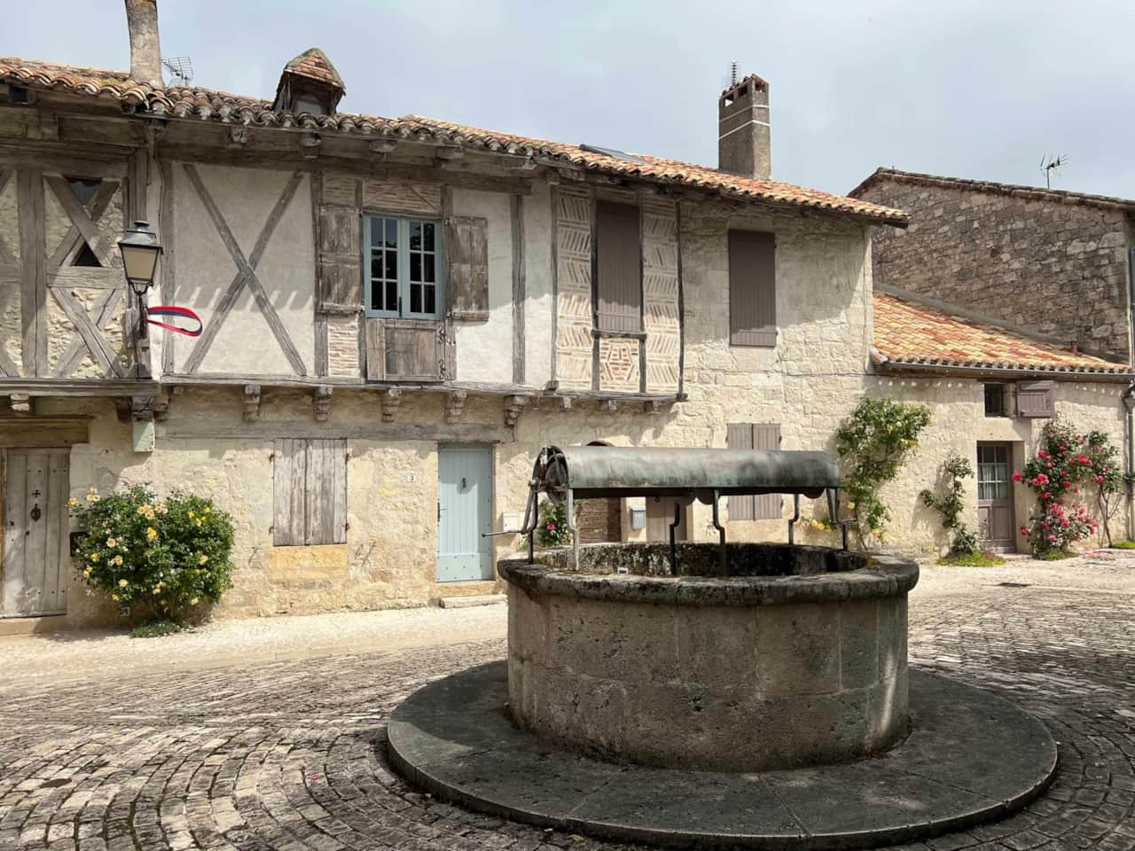 Montjoi