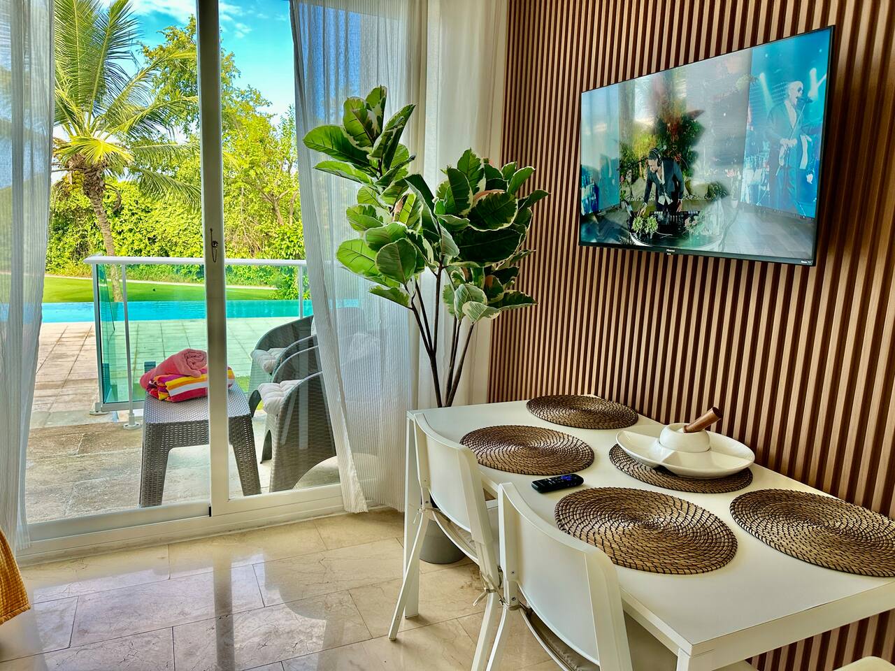 First floor 1BR Pool front Cana Rock Condos
