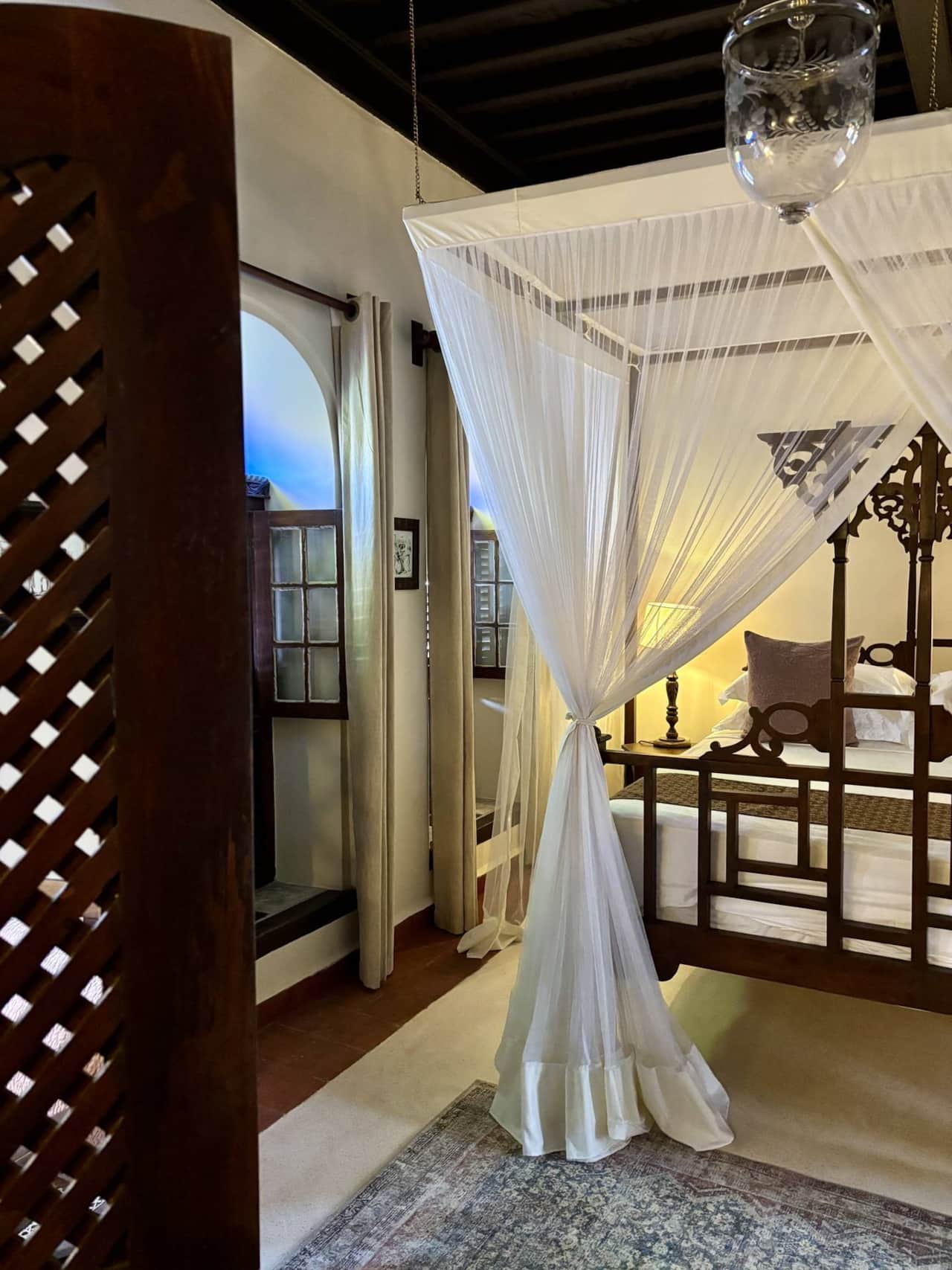 Bargash room