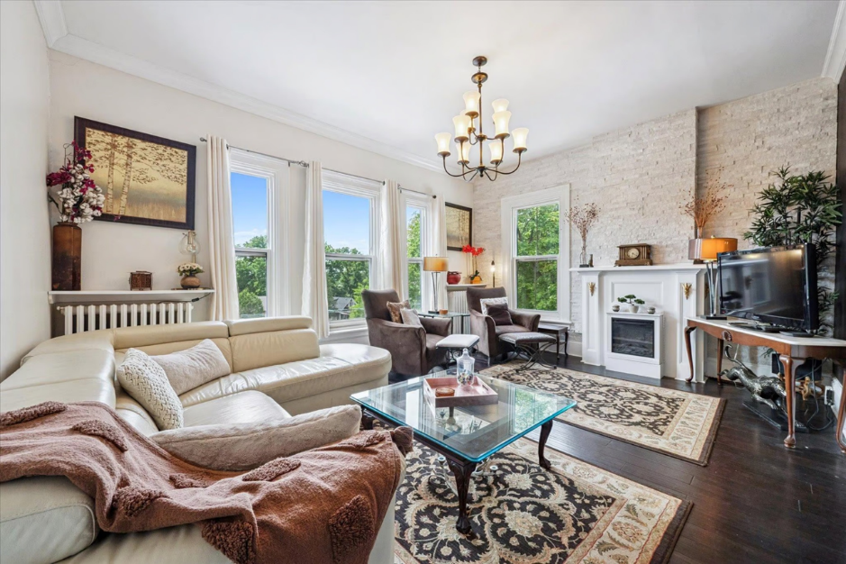 Unit 3 living room