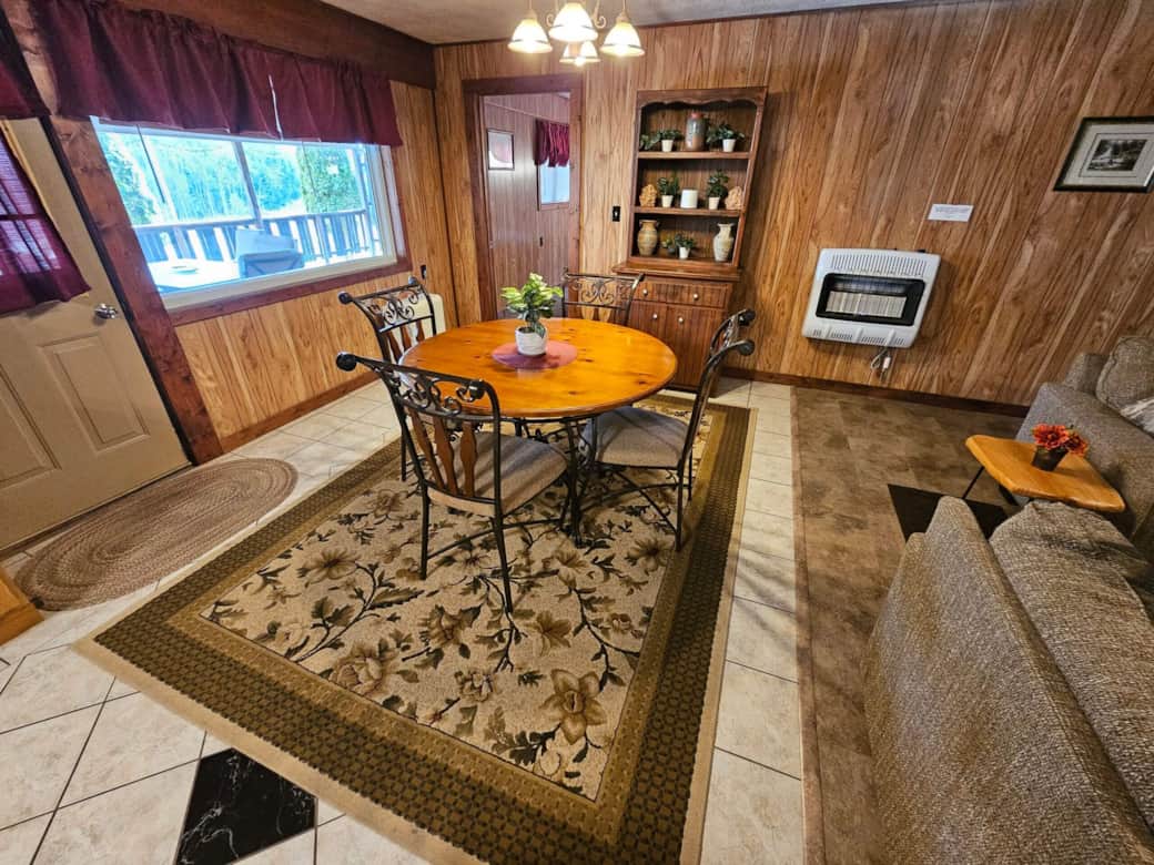 Serenity Dining scaled