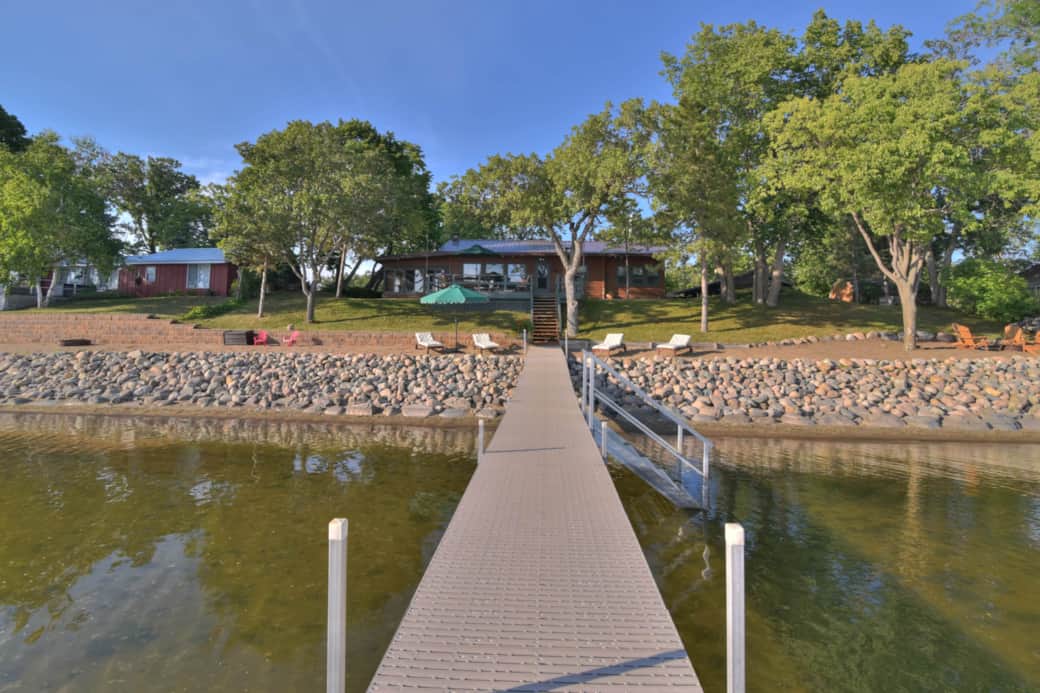 Great dock with easy access steps