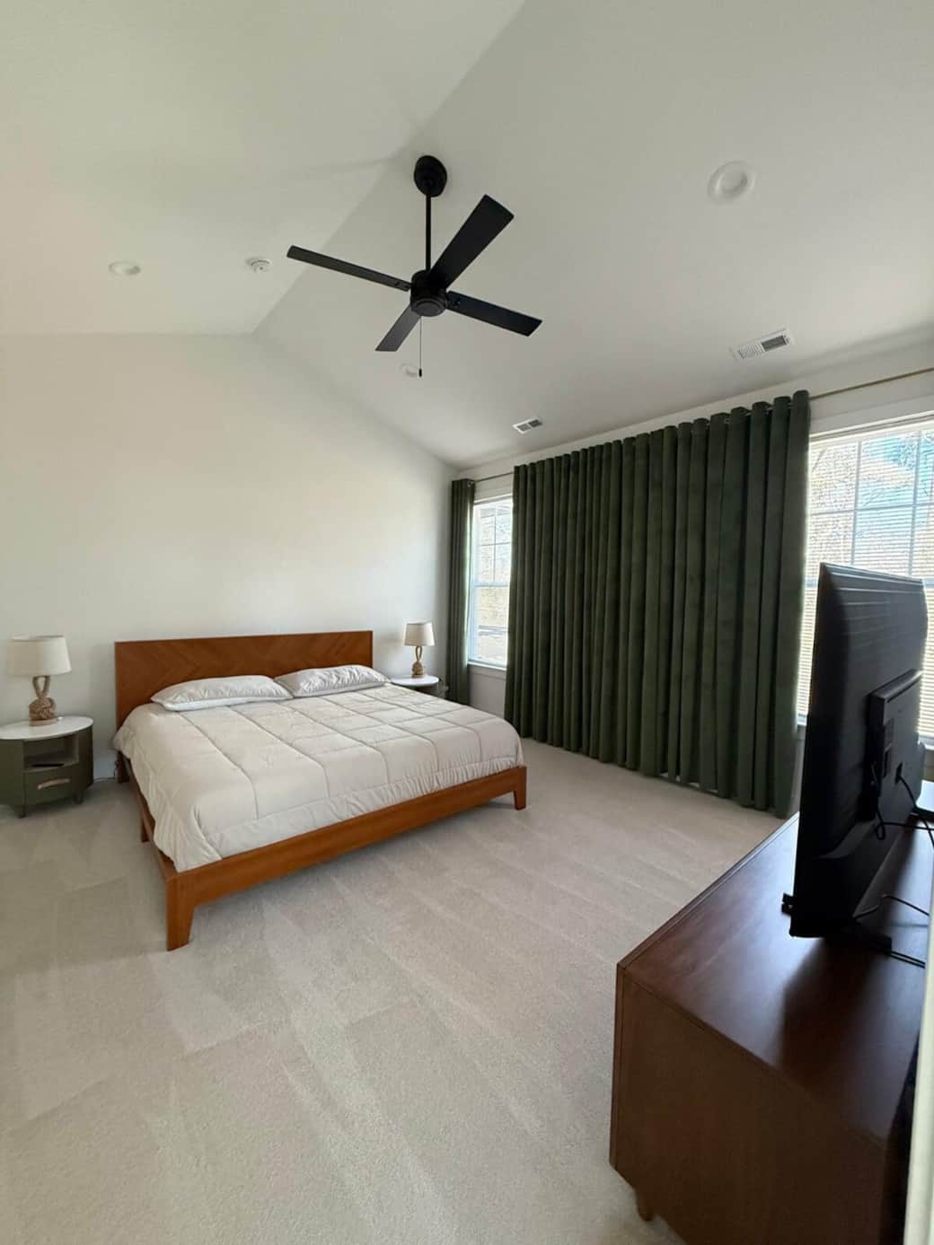 Master Bedroom Master Bedroom