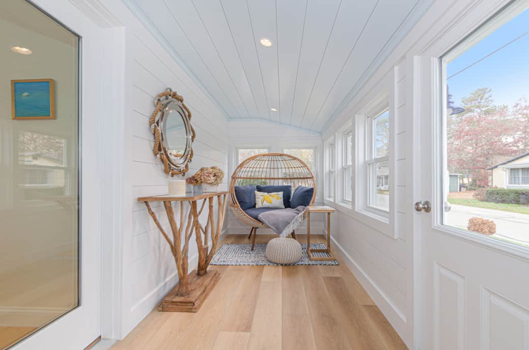 Sun Porch Entry & Reading Nook 