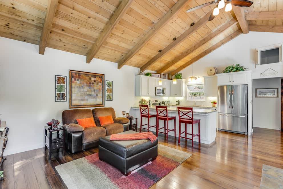 Vacation Rentals Hill & California Cottage Creek Vineyards