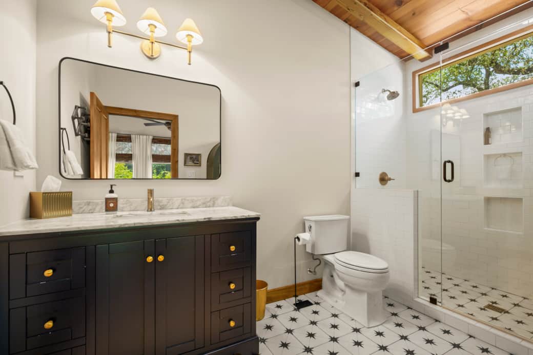 Spacious Primary Bath