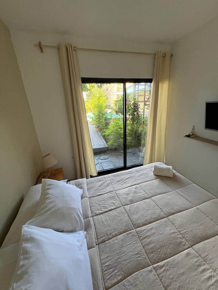 Fotos Habitación matrimonial  (con vistas al jardín y piscina)