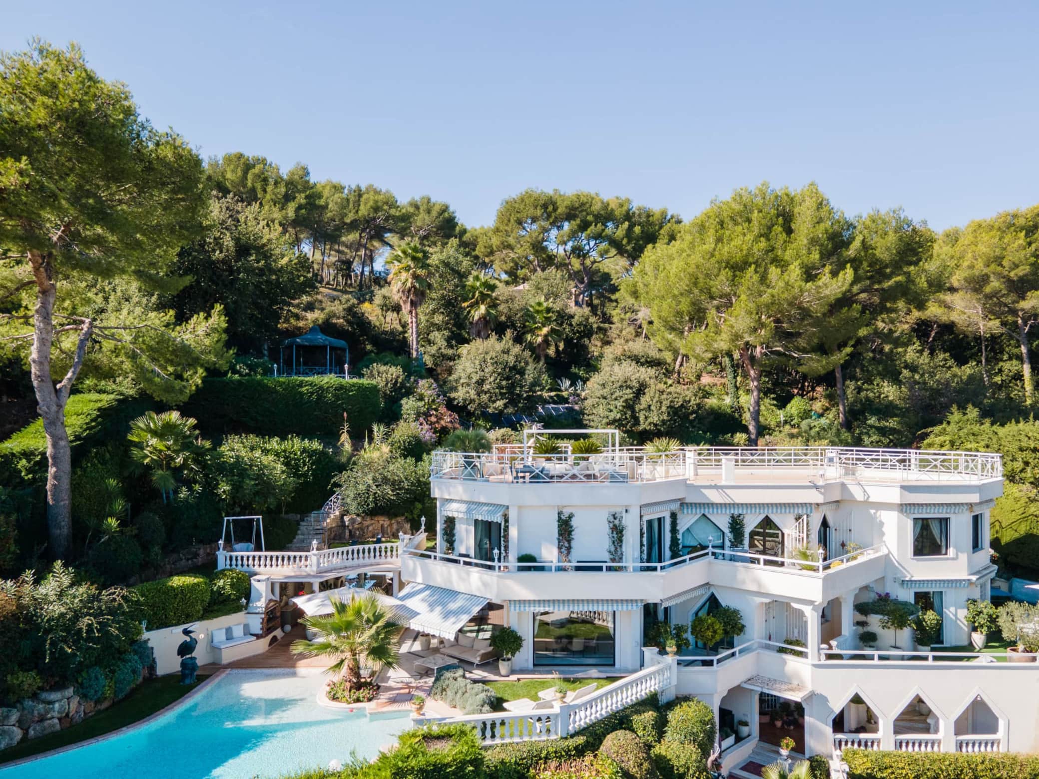 Aerial view of the villa, rooftop terrace and heated pool